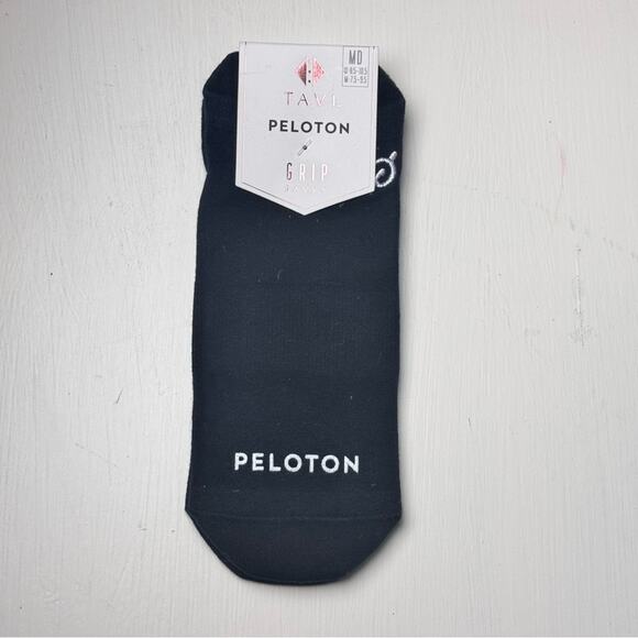 Peloton Tavl Grip Savvy Barre Athletic Sporty Workout Socks   NWT  SZ MD - Picture 1 of 9